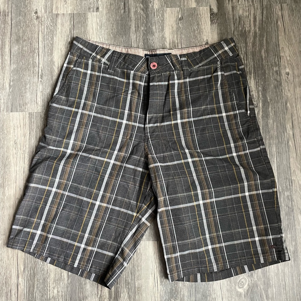 O’Neill Men’s Plaid Shorts size 34